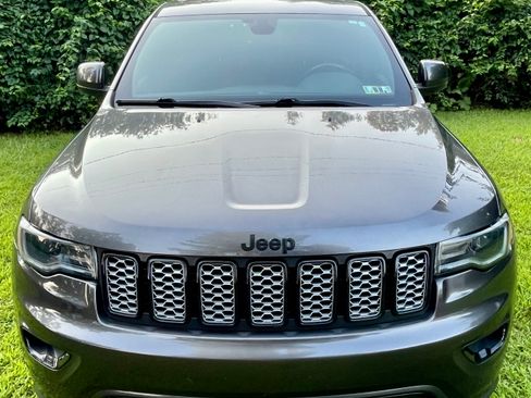 Used 2020 Jeep Grand Cherokee Altitude image 14