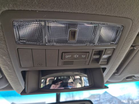 Used 2009 Toyota Highlander Limited image 19