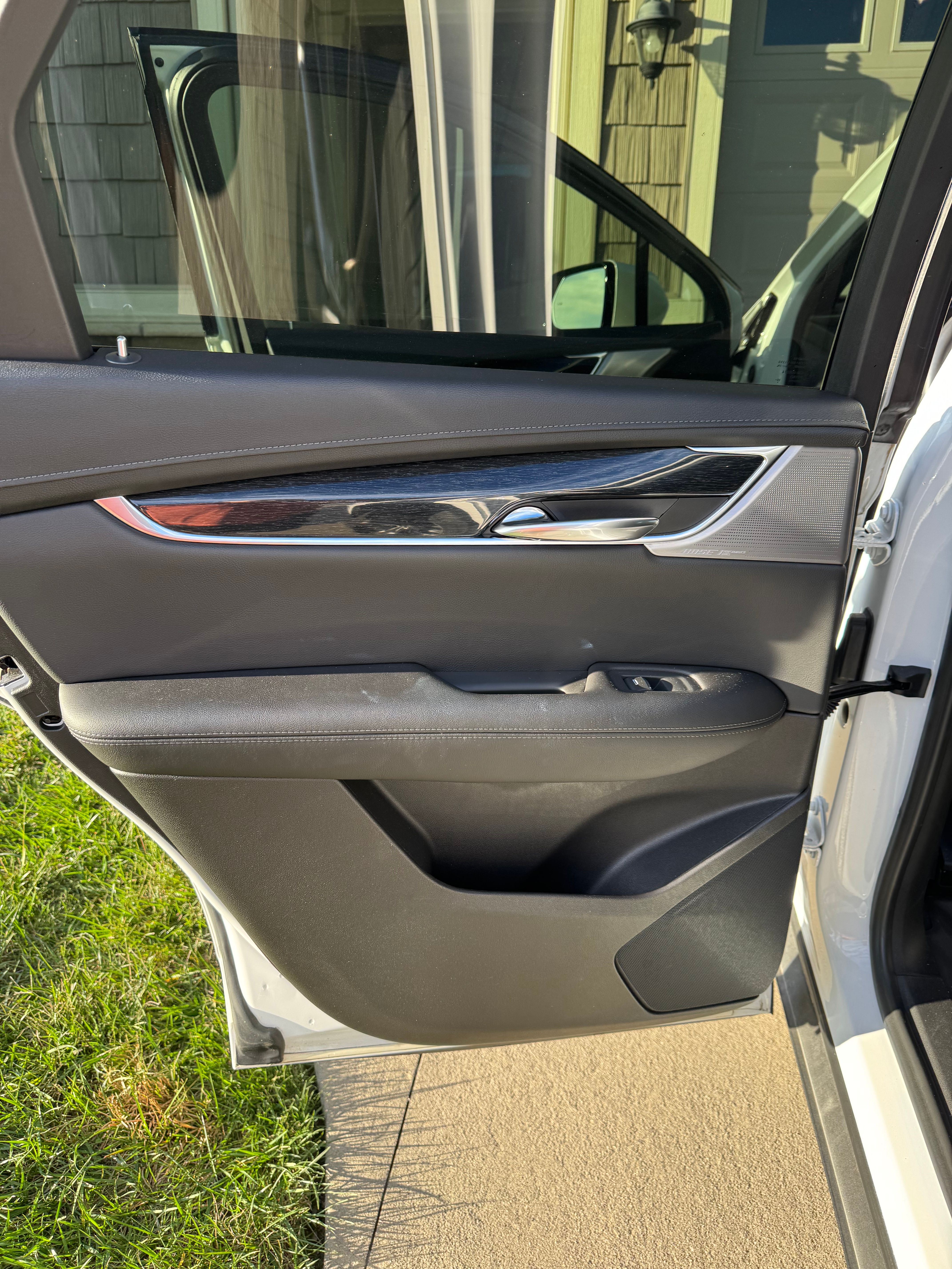 Used 2021 Cadillac XT5 Premium Luxury AWD/4WD image 13