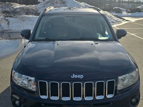 Used 2011 Jeep Compass Limited w/ Sun/Sound Group image 8