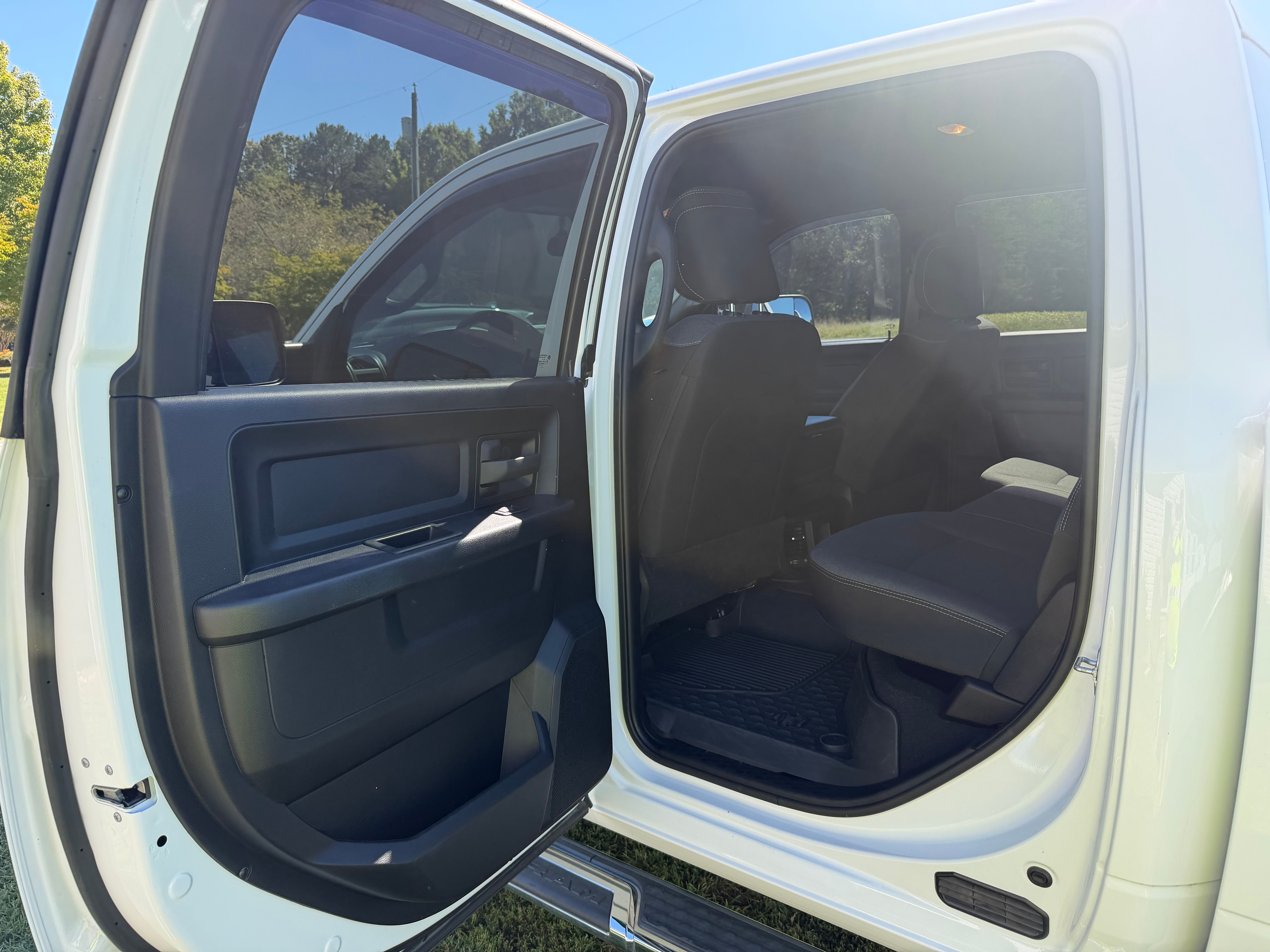Used 2022 RAM 2500 Tradesman AWD/4WD image 11