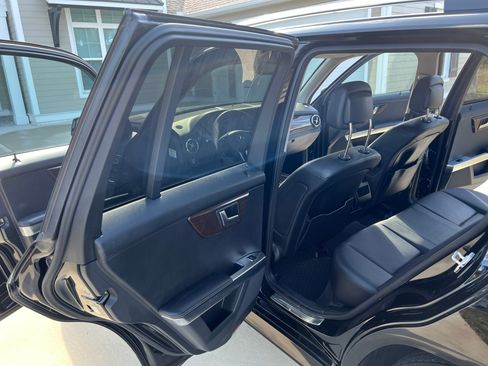 Used 2013 Mercedes-Benz GLK 250 BlueTEC 4MATIC image 23