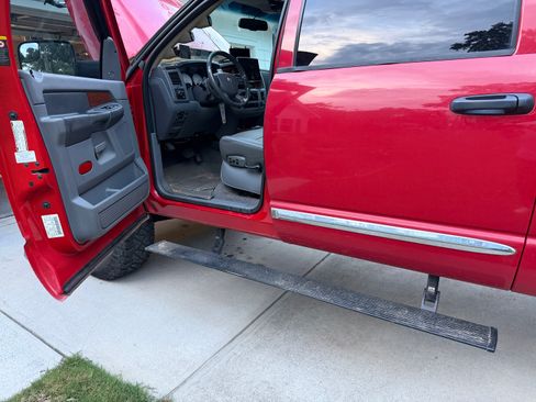 Used 2006 Dodge Ram 3500 Truck Laramie w/ Protection Group AWD/4WD image 12