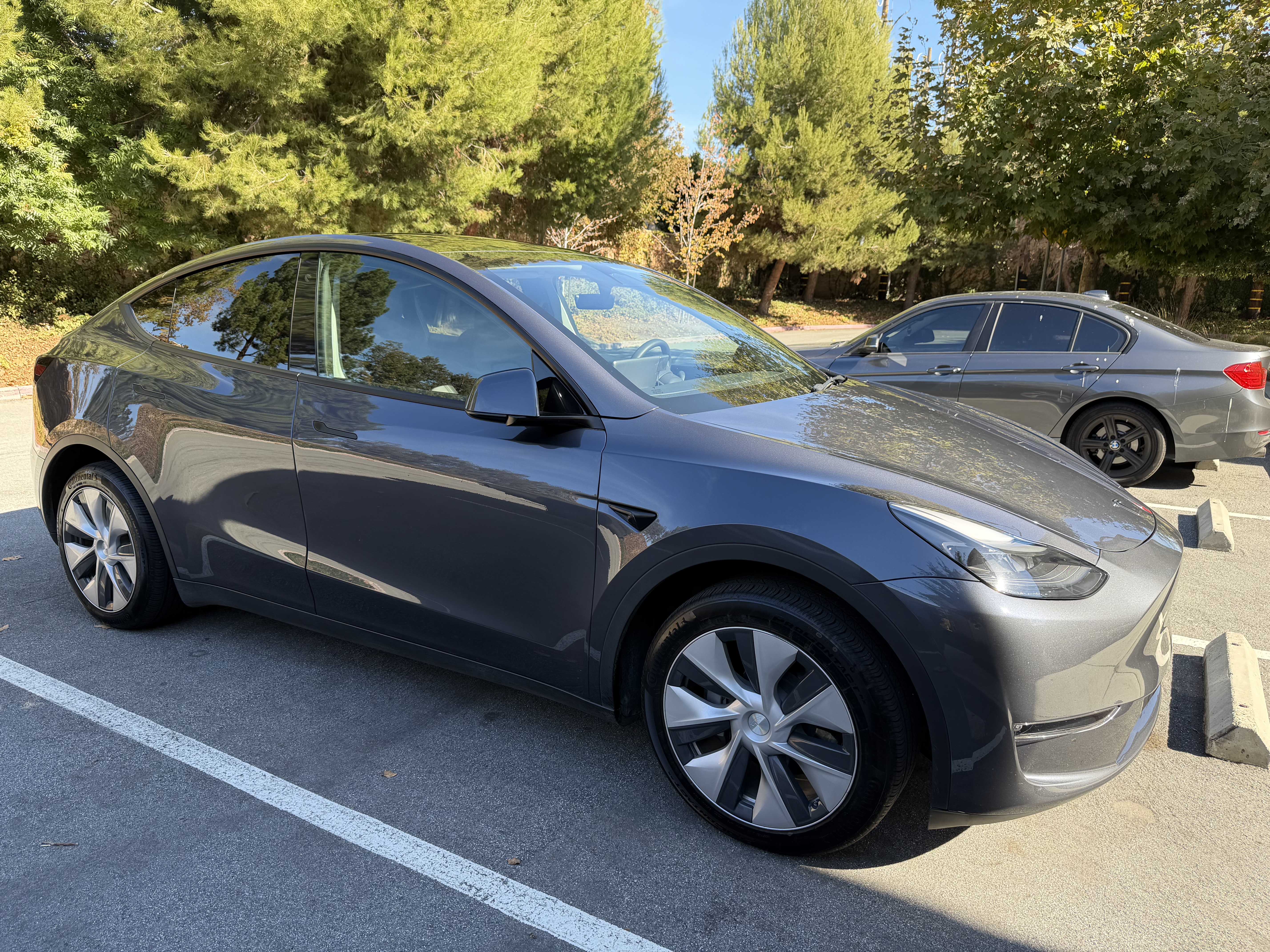Used 2023 Tesla Model Y Long Range AWD/4WD image 9