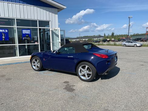Used 2009 Pontiac Solstice GXP w/ Club Sport Package image 1