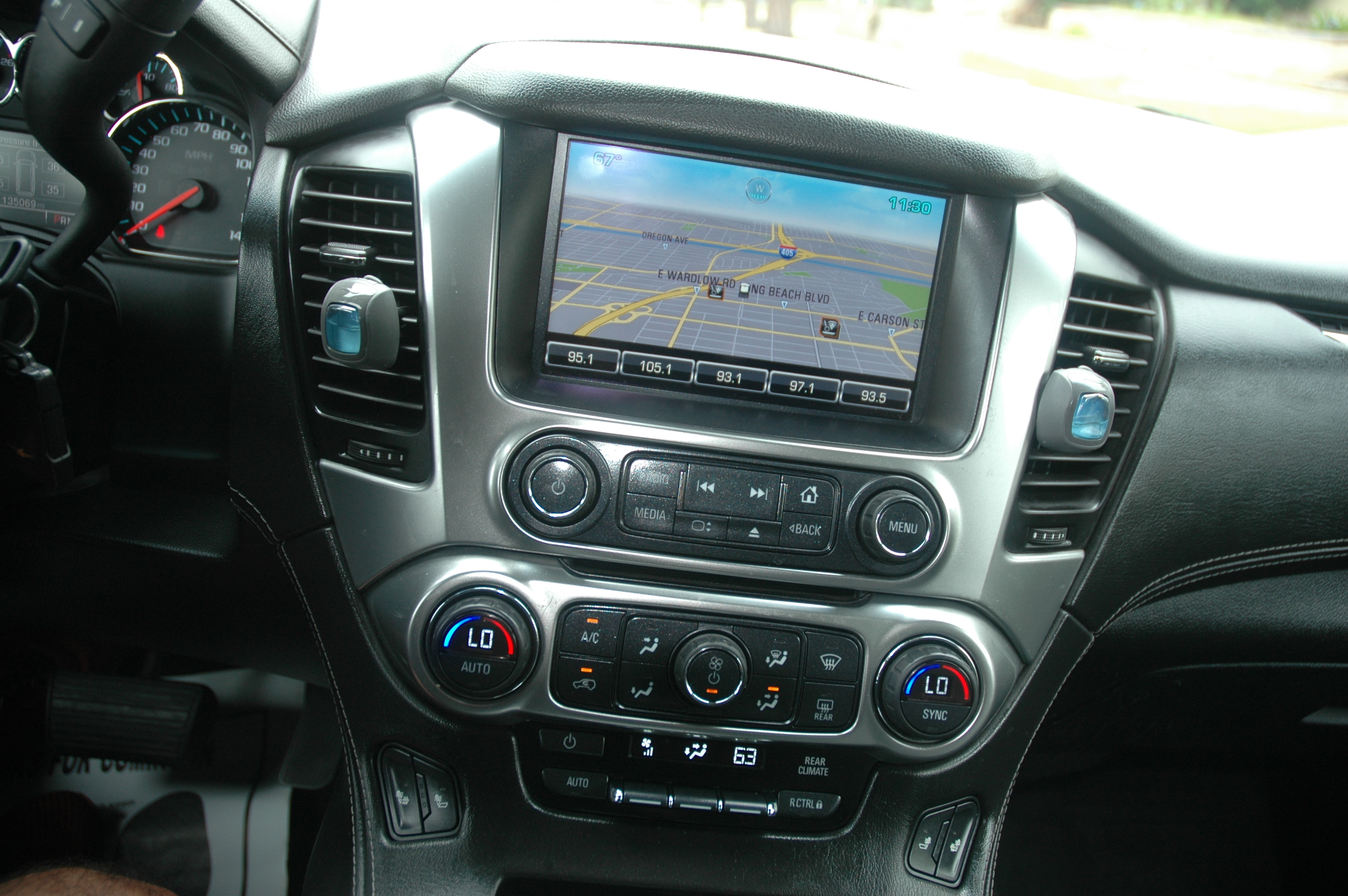 Used 2015 Chevrolet Tahoe LT RWD image 15