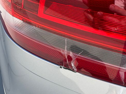 Used 2017 Volkswagen Touareg Wolfsburg Edition image 12