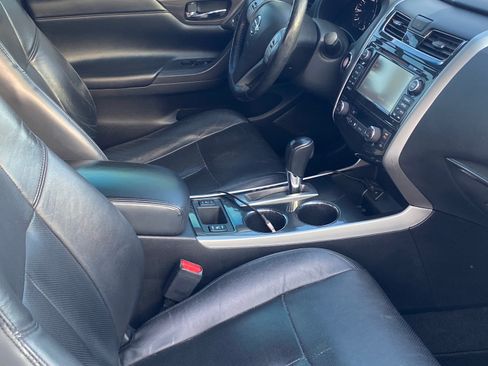 Used 2015 Nissan Altima 2.5 SL w/ Technology Package image 9