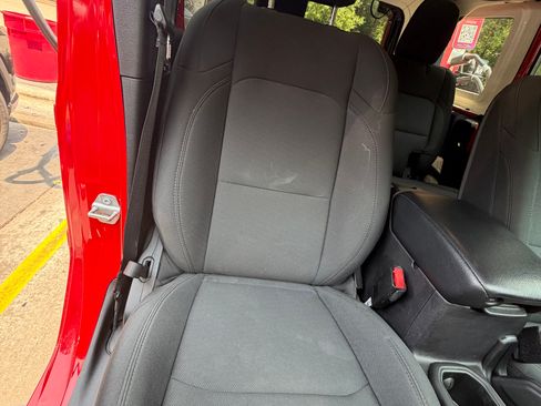 Used 2021 Jeep Wrangler Unlimited Sport AWD/4WD image 15