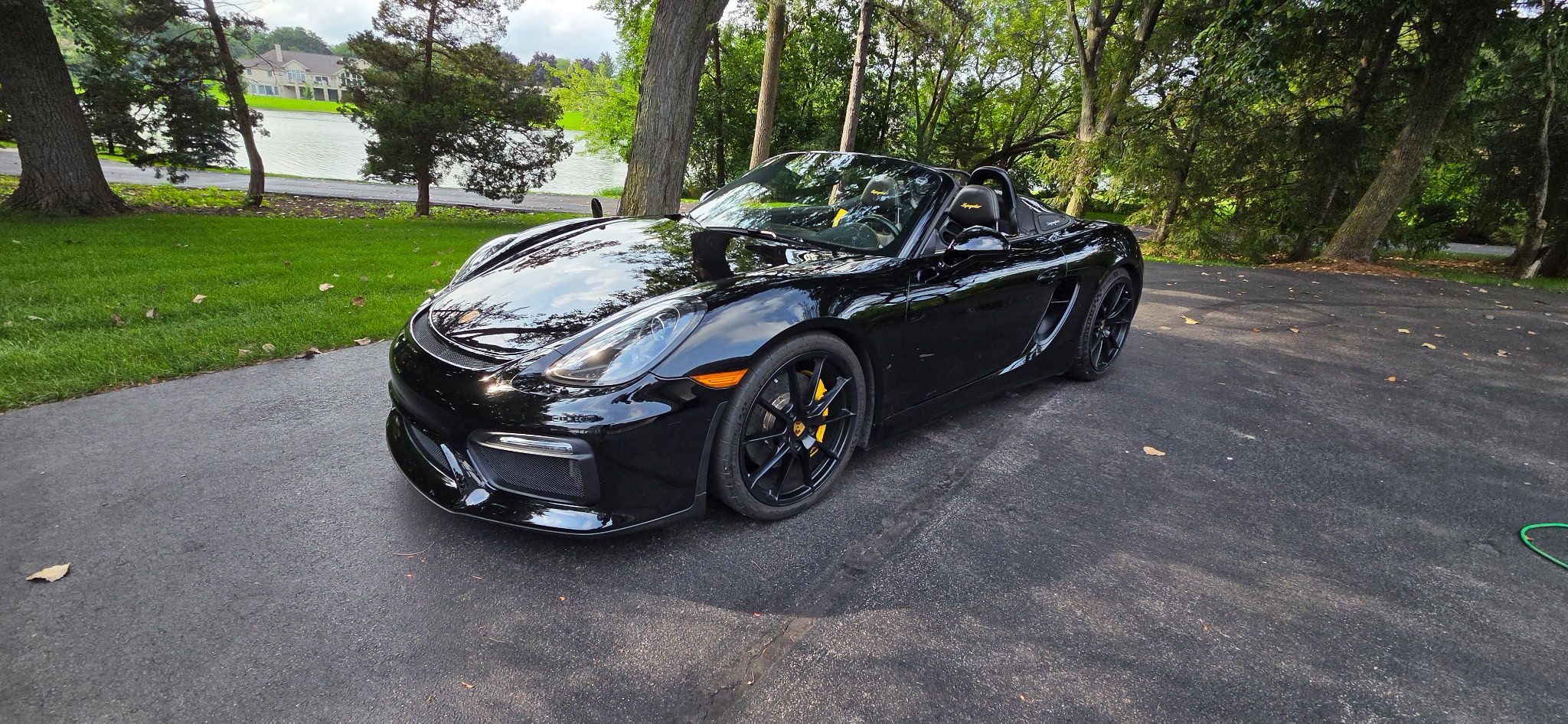 Used 2016 Porsche Boxster Spyder RWD image 17