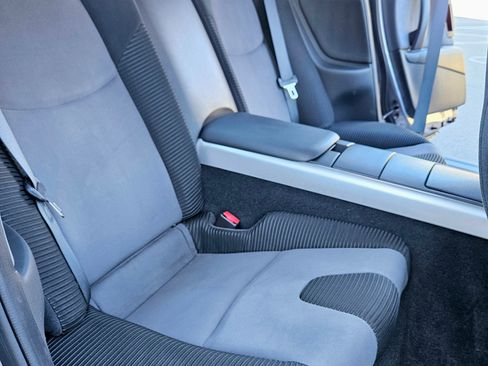 Used 2005 MAZDA RX-8 w/ MT Touring Pkg image 16