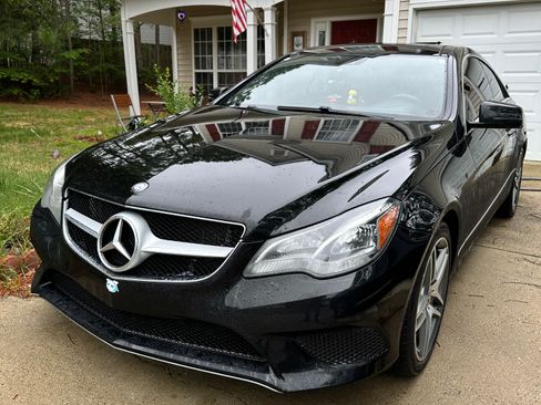 Used 2015 Mercedes-Benz E 400 4MATIC Coupe image 1