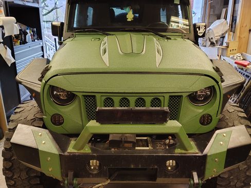 Used 2015 Jeep Wrangler Unlimited Sport image 2