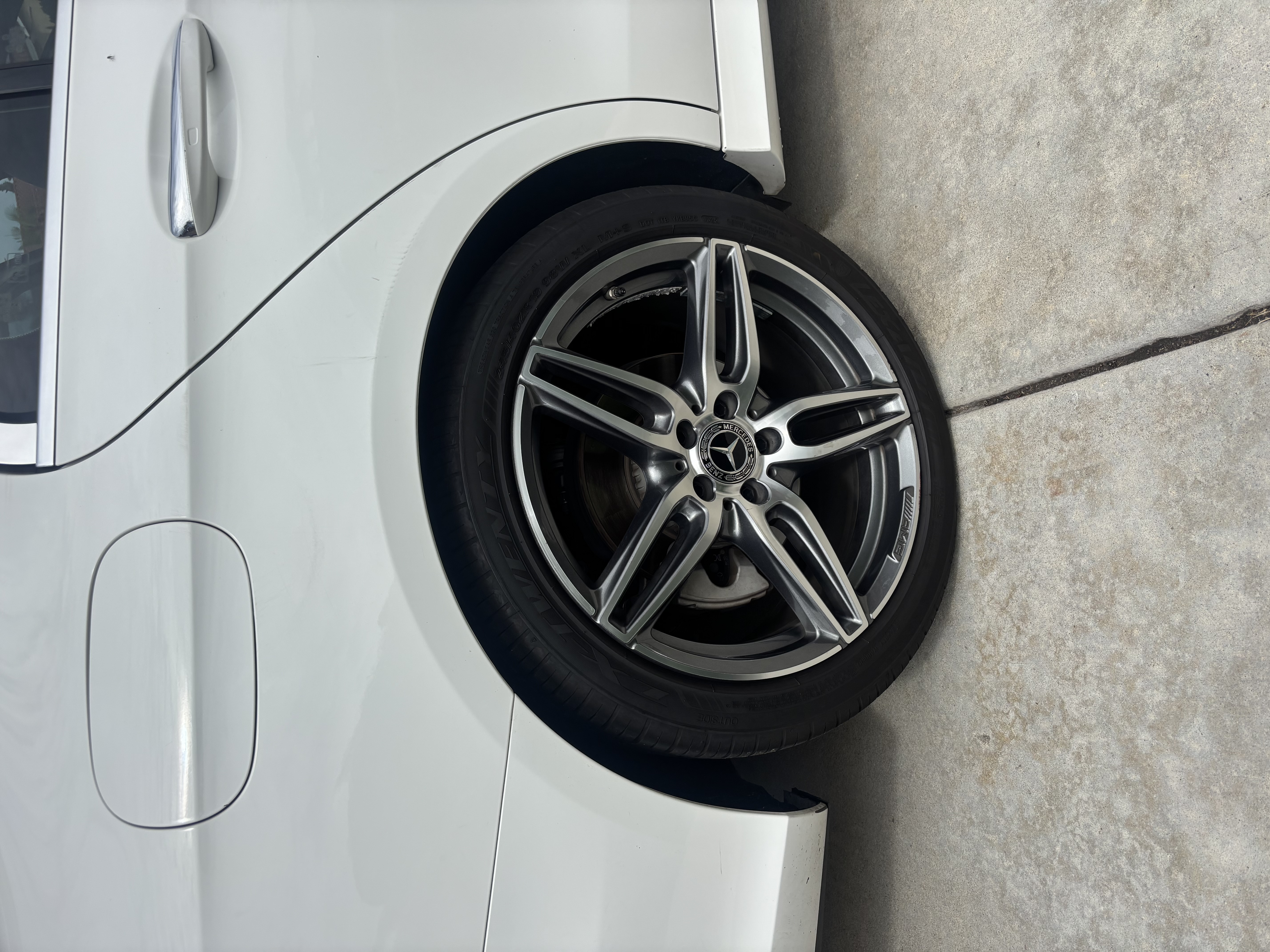 Used 2019 Mercedes-Benz E 300 image 13