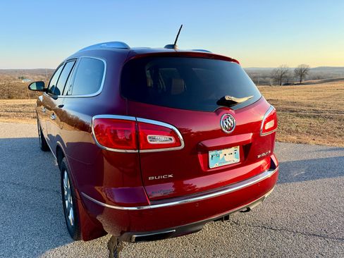 Used 2017 Buick Enclave Leather w/ Trailering Package image 8