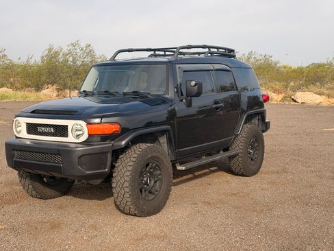 Used 2007 Toyota FJ Cruiser 4WD image 1