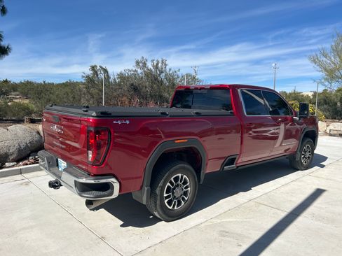 Used 2024 GMC Sierra 3500 SLE w/ SLE Value Package image 2