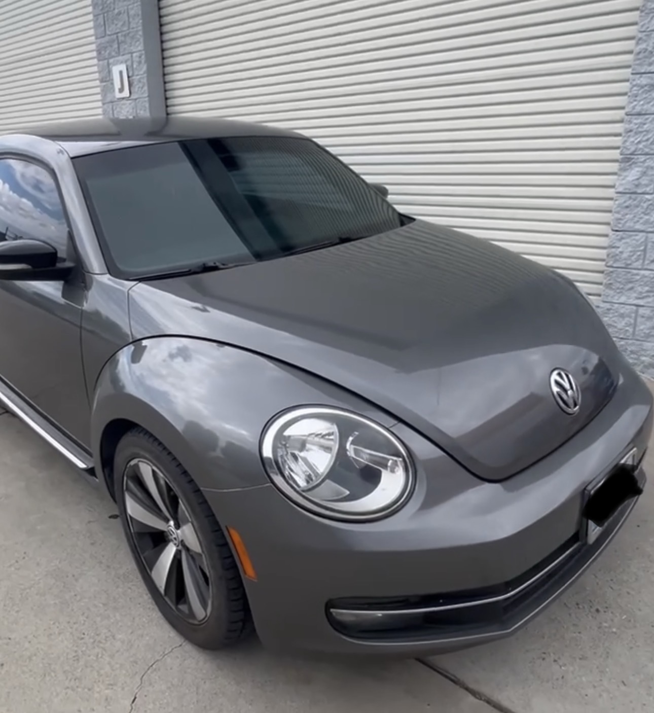 Used 2013 Volkswagen Beetle 2.0T FWD image 8