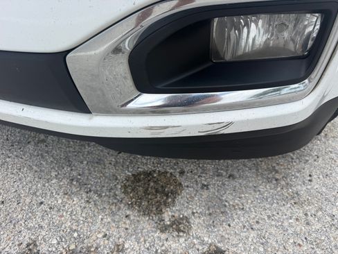 Used 2019 GMC Yukon XL SLT image 11