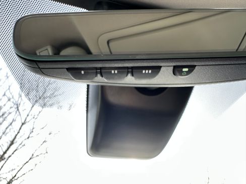 Used 2016 Toyota RAV4 Limited image 21