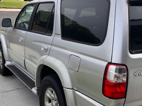 Used 2001 Toyota 4Runner Limited image 2