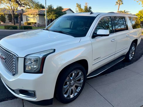 Used 2015 GMC Yukon XL Denali w/ Touring Package image 5