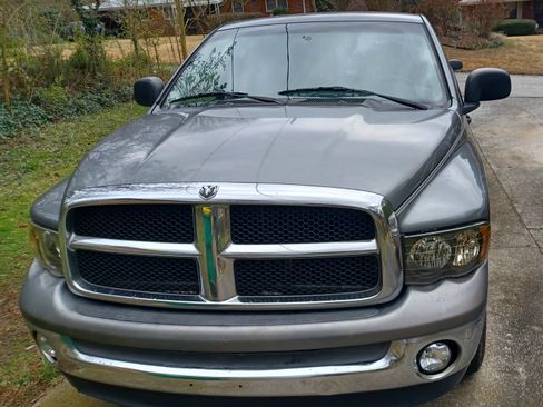 Used 2005 Dodge Ram 1500 Truck SLT image 4