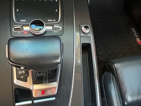 Used 2020 Audi SQ5 Premium Plus w/ Premium Plus Package image 19