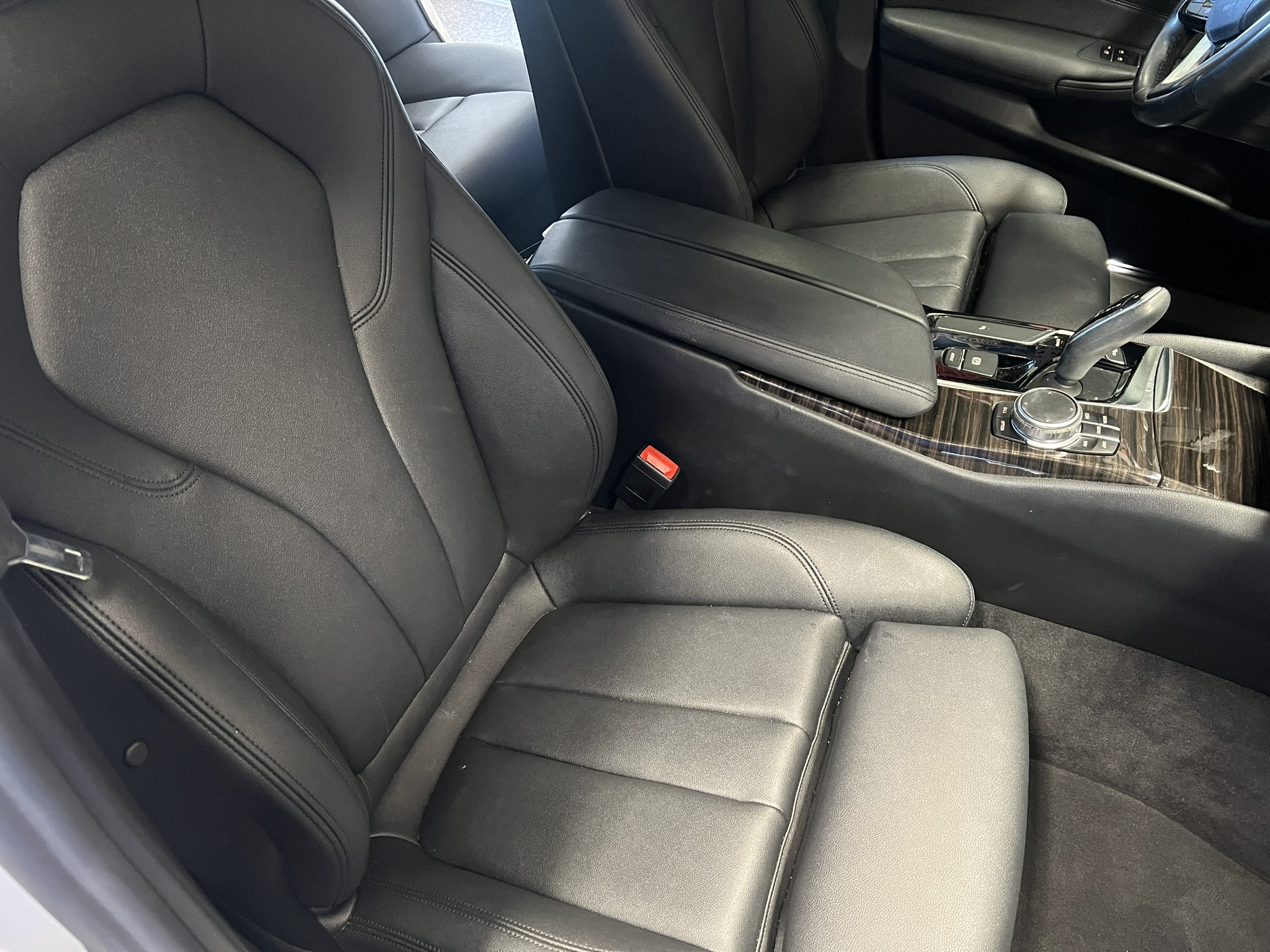 Used 2018 BMW 530i w/ Premium Package RWD image 21