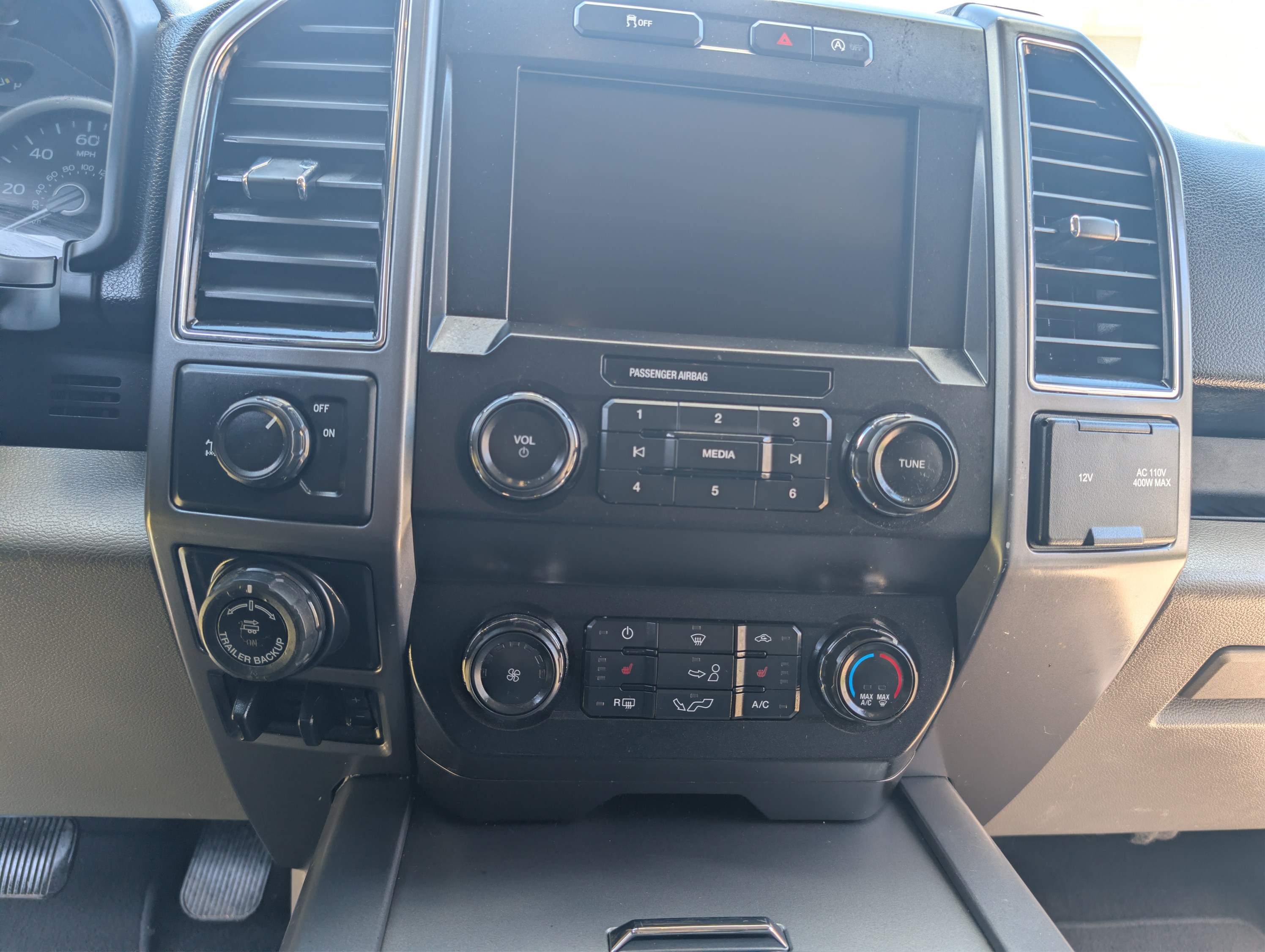 Used 2020 Ford F150 XLT w/ Equipment Group 302A Luxury RWD image 15