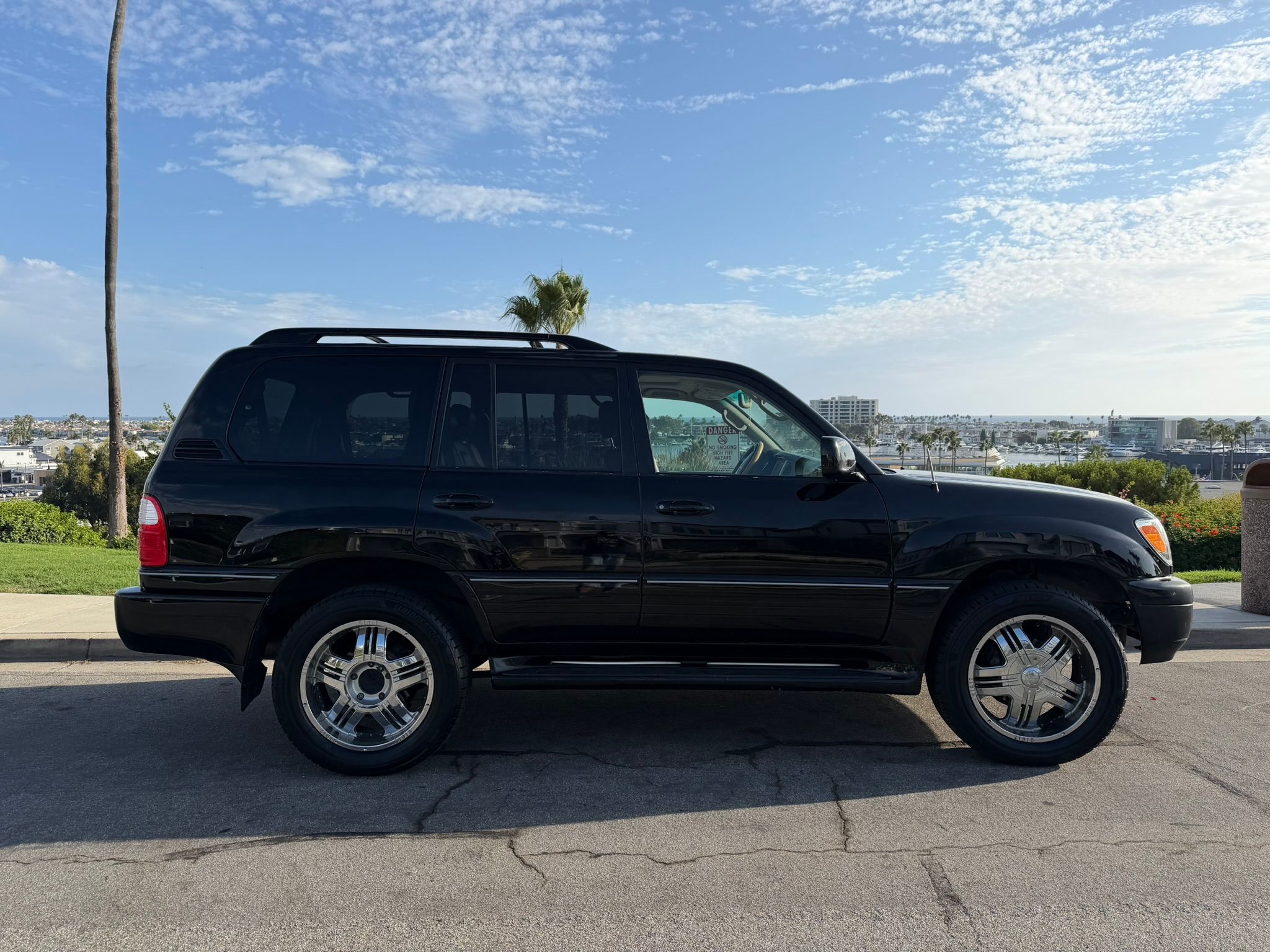 Used 2004 Lexus LX 470 4WD image 26