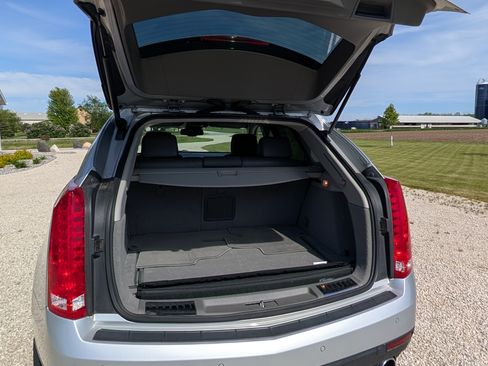 Used 2012 Cadillac SRX Luxury FWD image 6