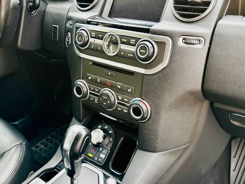 Used 2013 Land Rover LR4 HSE LUX image 18