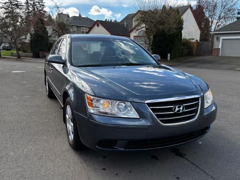 Used 2009 Hyundai Sonata GLS image 1
