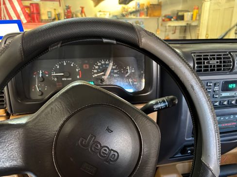 Used 1997 Jeep Wrangler Sport image 20