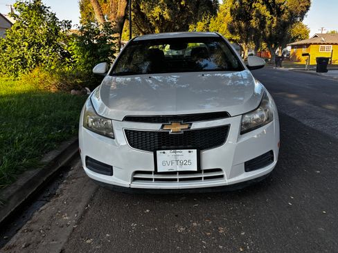 Used 2012 Chevrolet Cruze Eco image 5