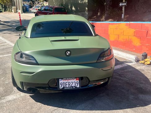 Used 2013 BMW Z4 sDrive28i RWD image 11