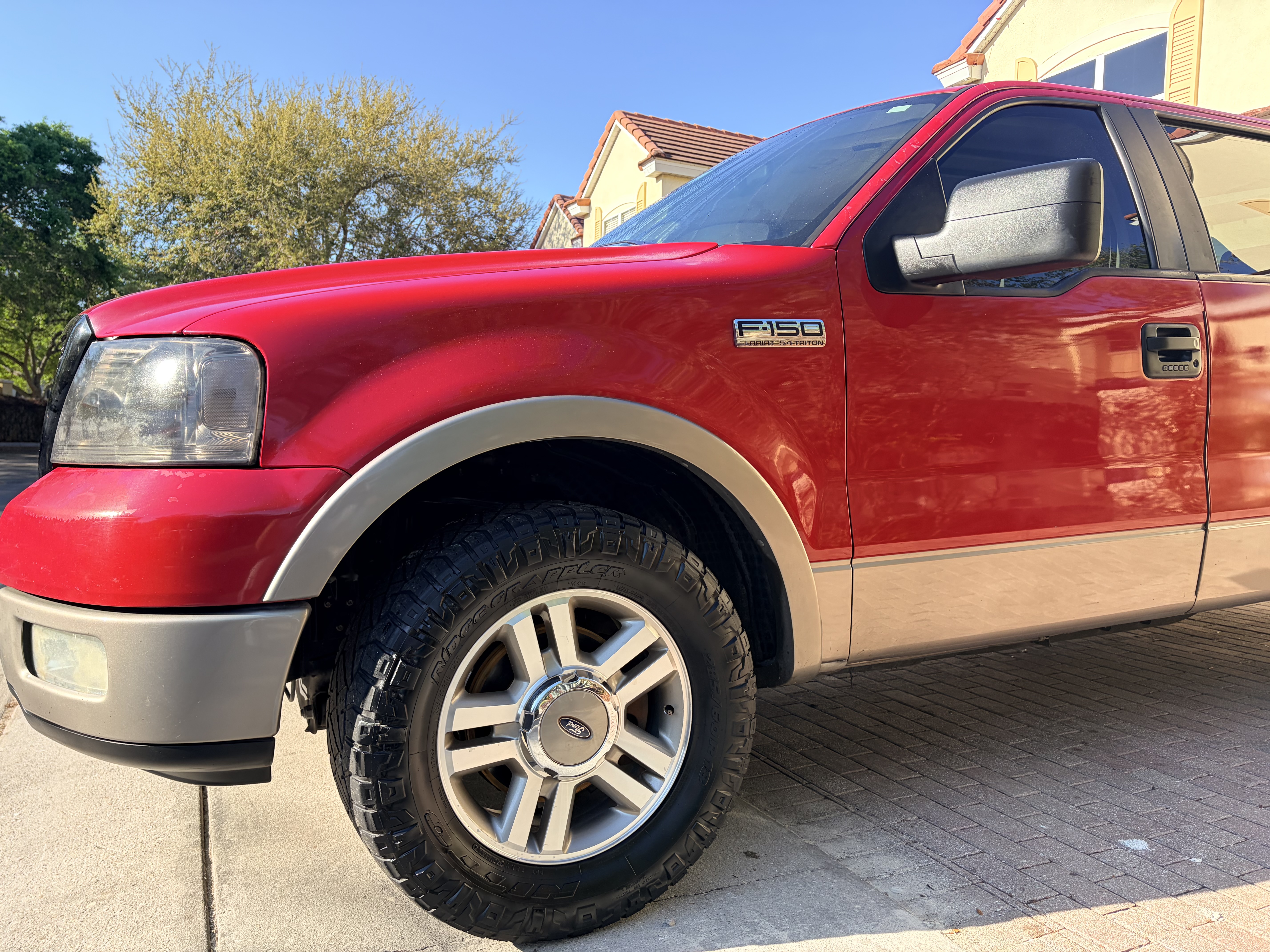Used 2005 Ford F150 Lariat RWD image 8