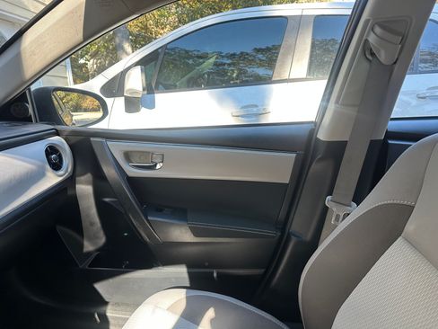 Used 2019 Toyota Corolla LE image 5