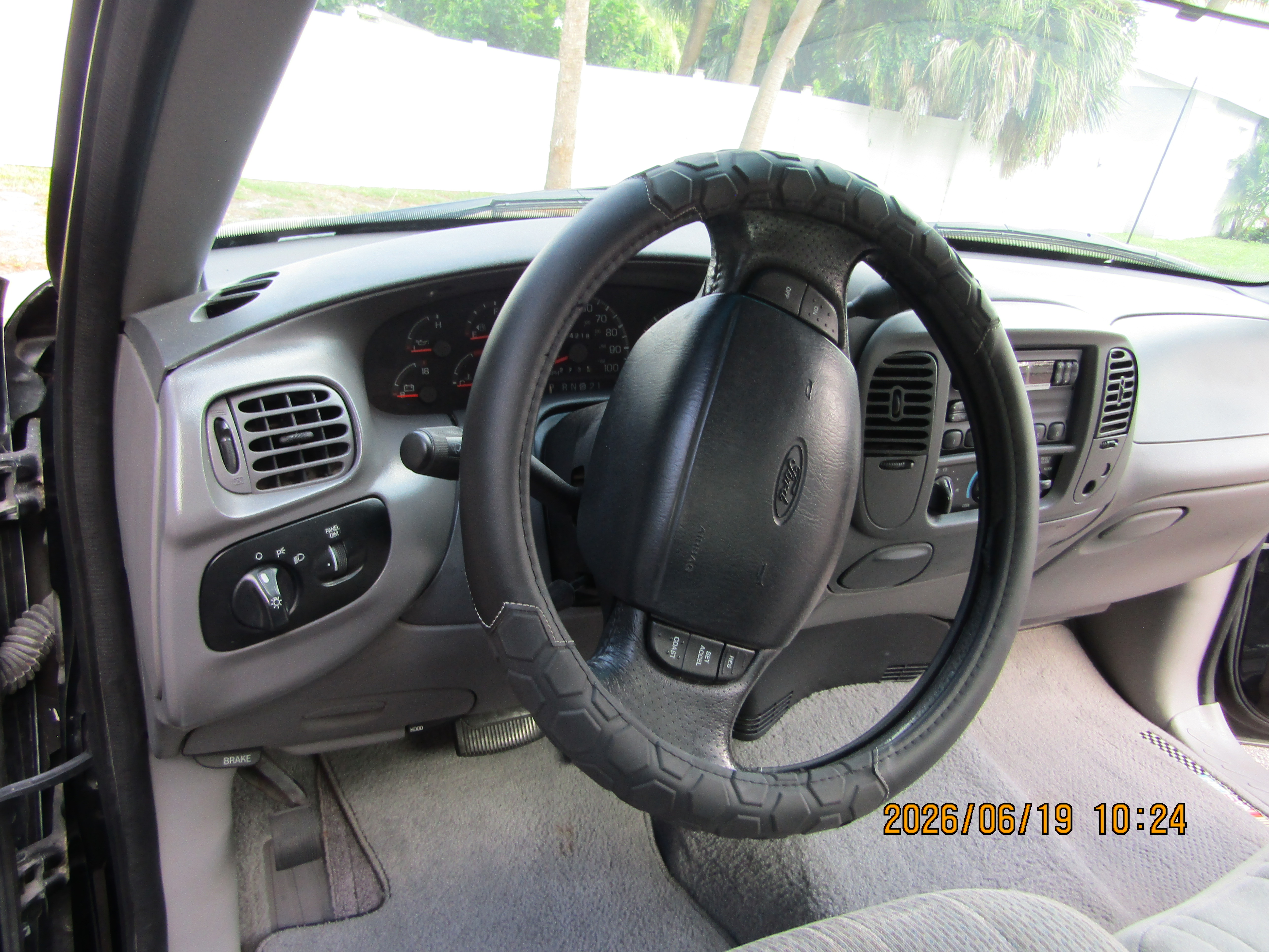 Used 1998 Ford F150 2WD Regular Cab image 20