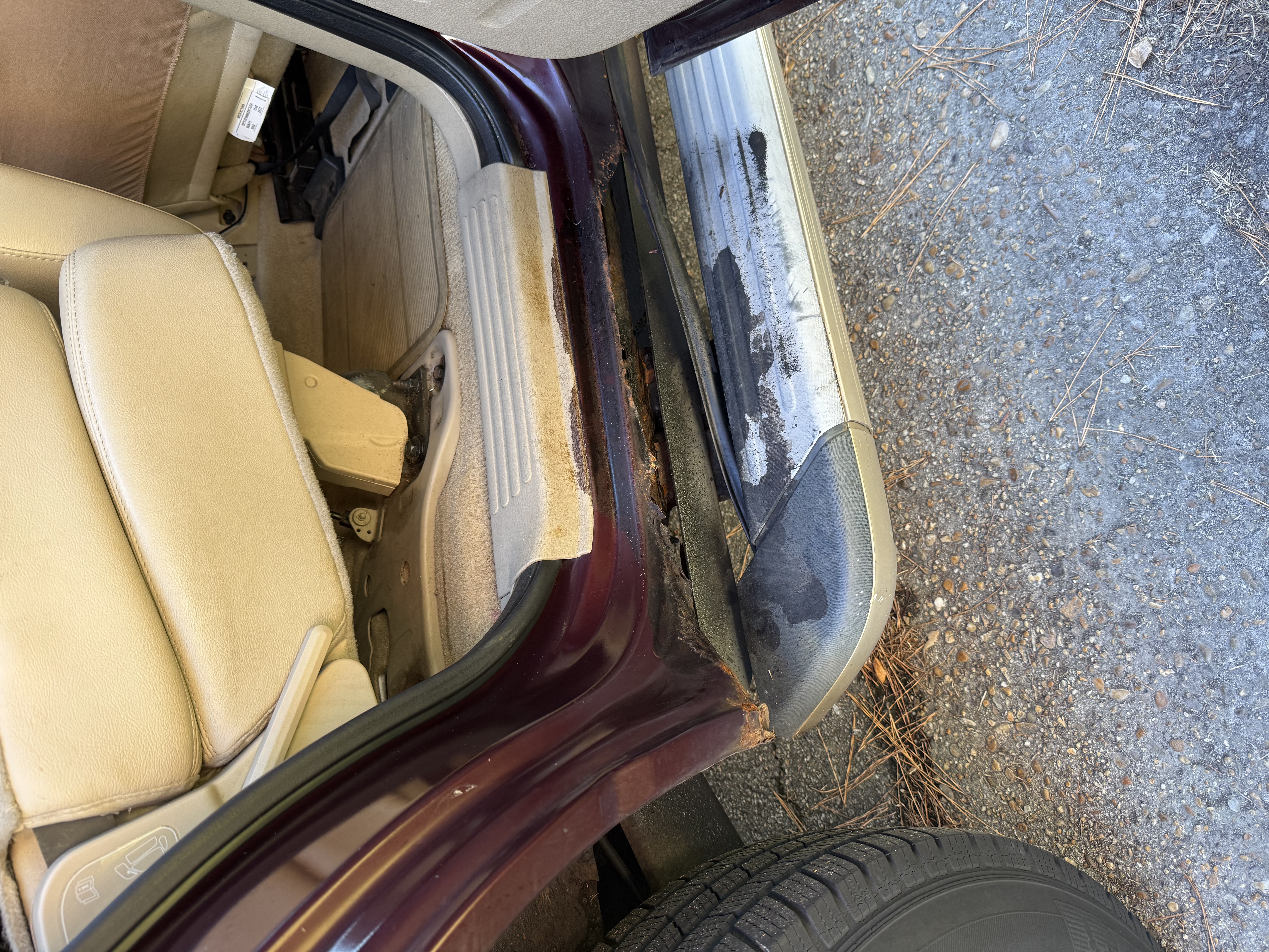 Used 2008 Ford Explorer Eddie Bauer AWD/4WD image 16