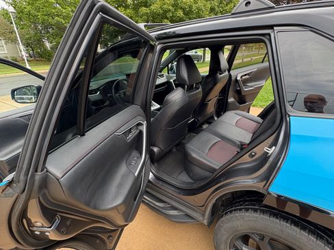 Used 2023 Toyota RAV4 XSE image 10