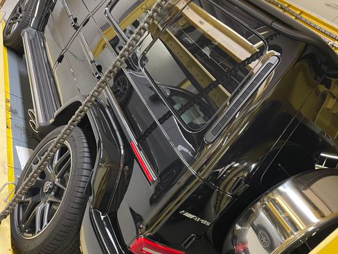 Used 2025 Mercedes-Benz G 63 AMG 4MATIC image 4