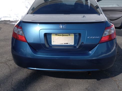 Used 2010 Honda Civic LX image 24