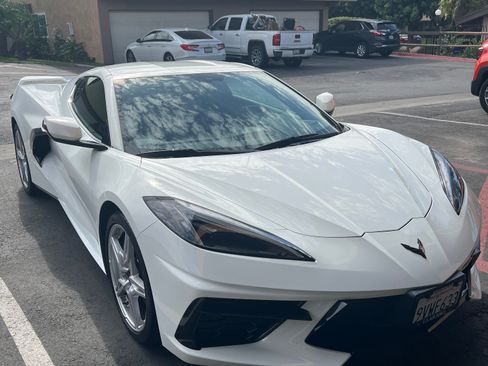 Used 2022 Chevrolet Corvette Stingray Coupe w/ Z51 Performance Package image 2