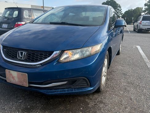 Used 2013 Honda Civic LX image 1