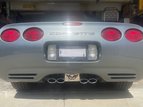 Used 2004 Chevrolet Corvette Coupe w/ Preferred Equipment Group image 6