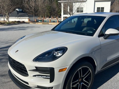 Used 2019 Porsche Macan Sport Edition image 12