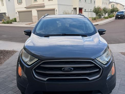 Used 2019 Ford EcoSport SE image 5