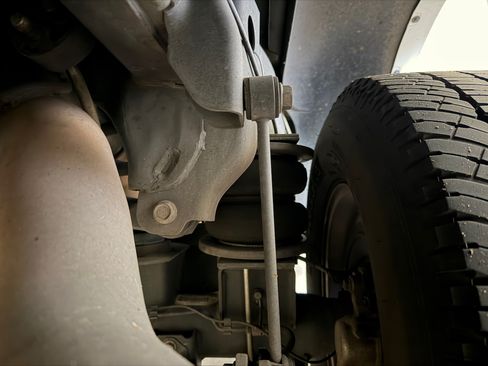 Used 2018 RAM 2500 Laramie w/ Off Road Package image 26